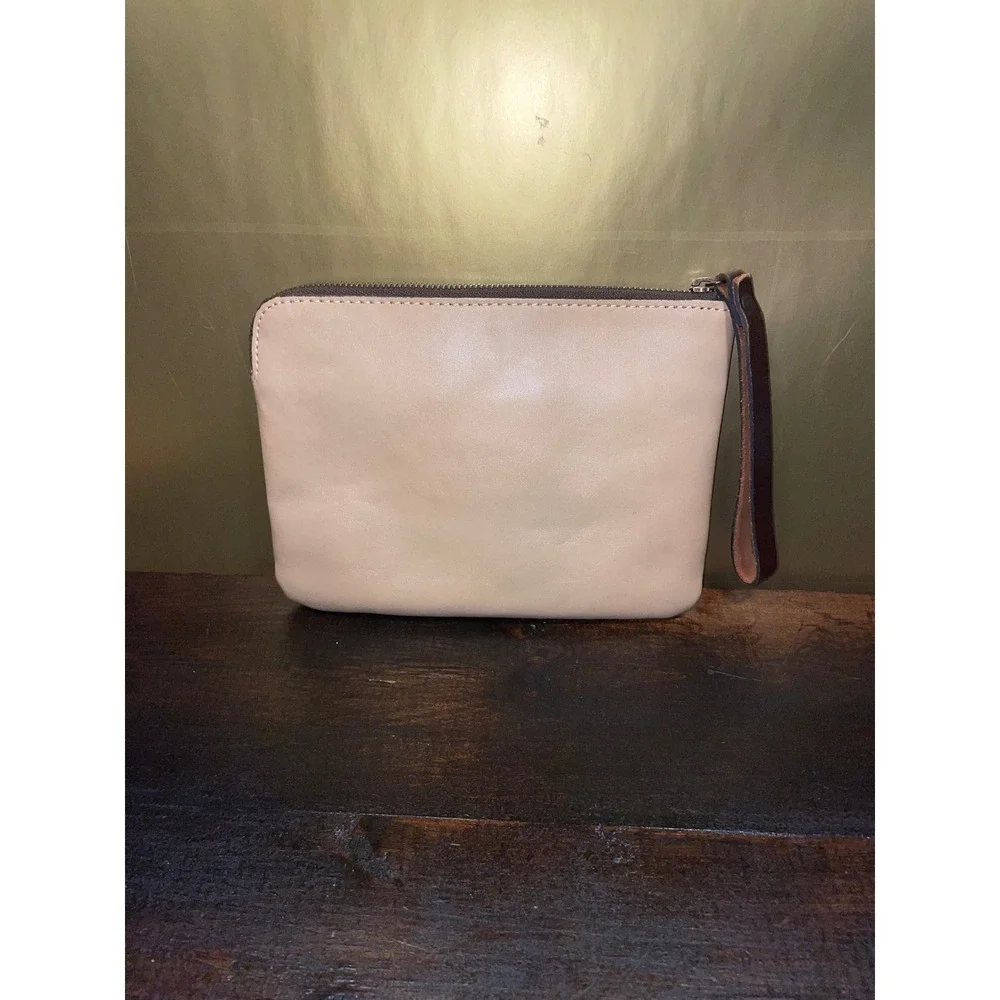 Patricia Nash Cassini Italian Leather Wristlet Clutch Floral Rose‎ Print Beige